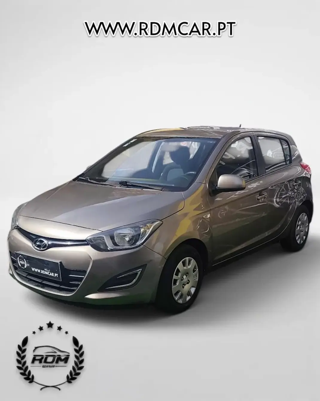 Hyundai i20 2013 - 4250 EUR, 200000 km - AUTO.MOTO.pt - 200000km - foto 2 de 8