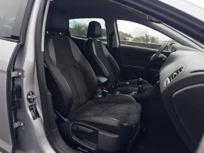 SEAT Leon 2016 - 12990 EUR, 117000 km - AUTO.MOTO.pt - 117000km - foto 13 de 26