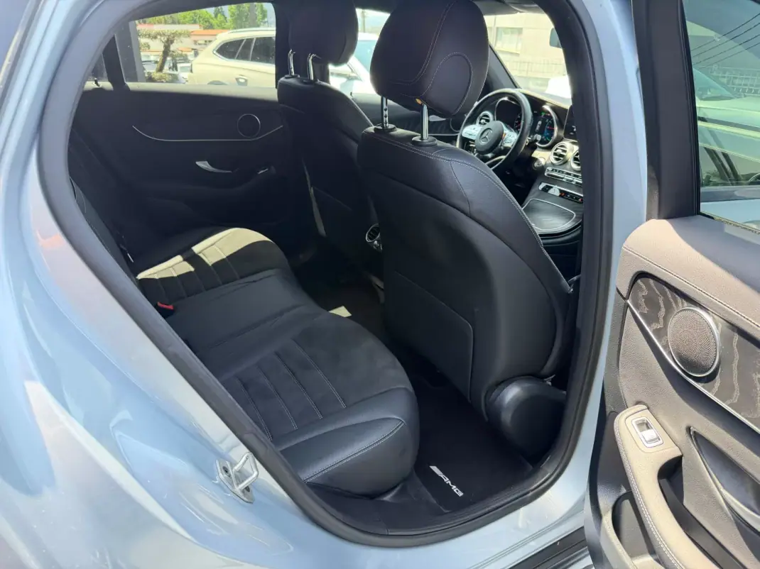 Mercedes-Benz GLC 300 2021 - 49900 EUR, 78000 km - 78000km - foto 15 de 15