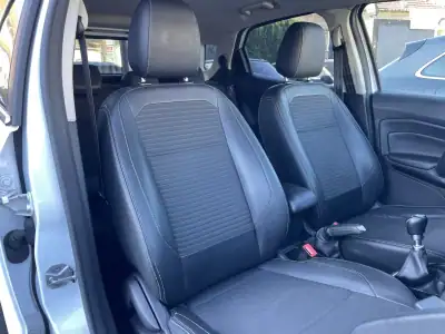 Ford EcoSport 2018 - 14995 EUR, 91592 km - AUTO.MOTO.pt - 91592km - foto 13 de 35