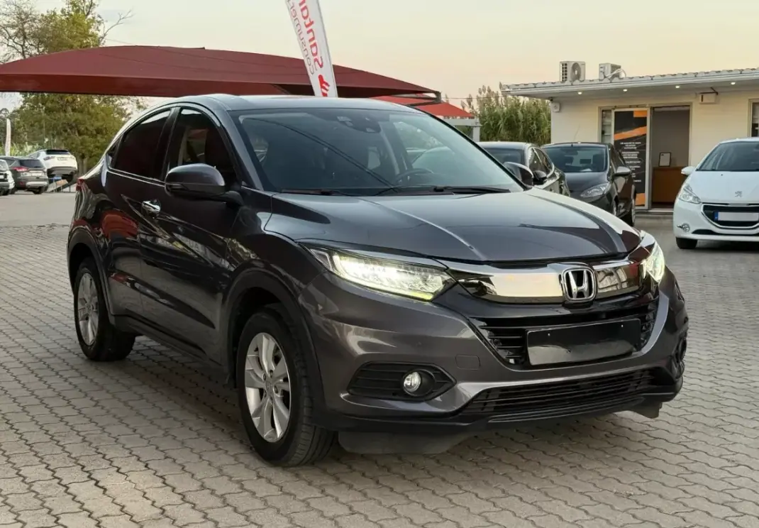 Honda HR-V 2020 - 21950 EUR, 101000 km - AUTO.MOTO.pt - 101000km - foto 1 de 22
