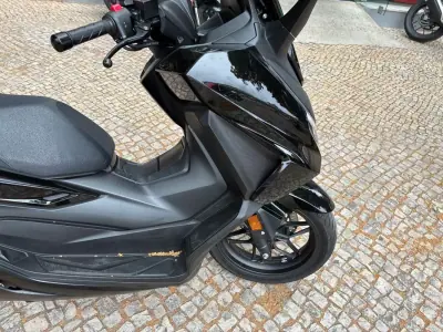 Honda Forza 2024 - 5650 EUR, 15234 km - AUTO.MOTO.pt - 15234km - foto 6 de 13