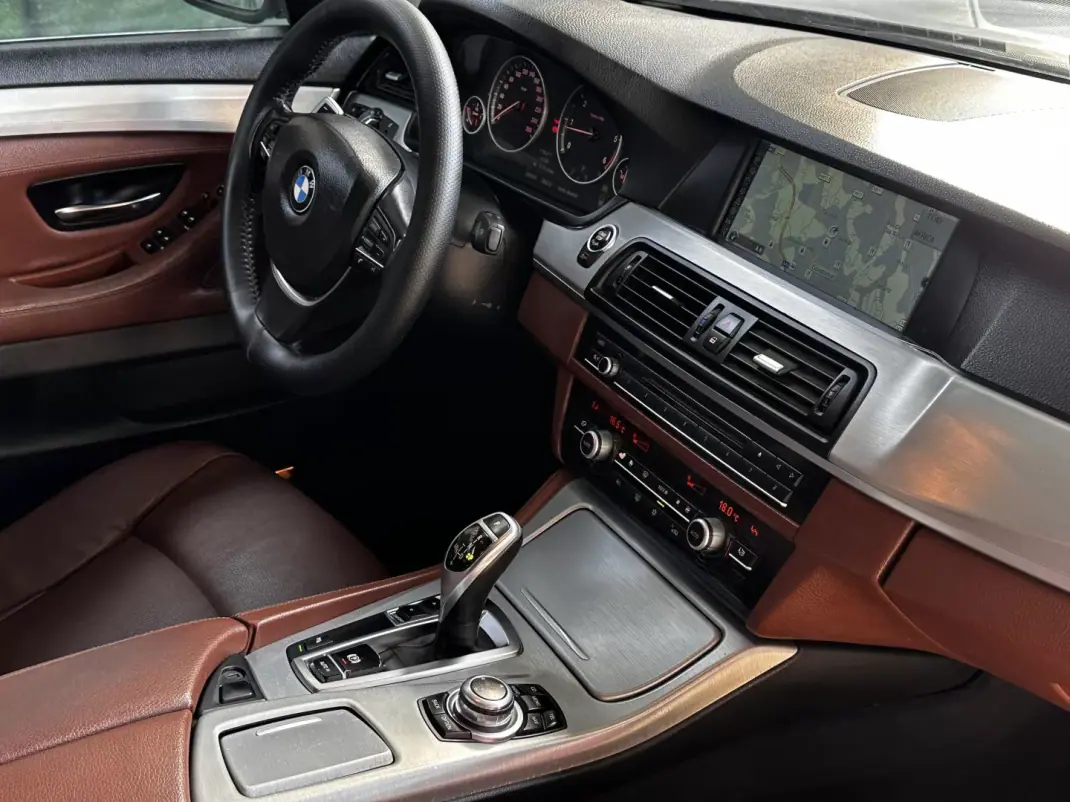 BMW 520 2012 - 17999 EUR, 200000 km - AUTO.MOTO.pt - 200000km - foto 35 de 35