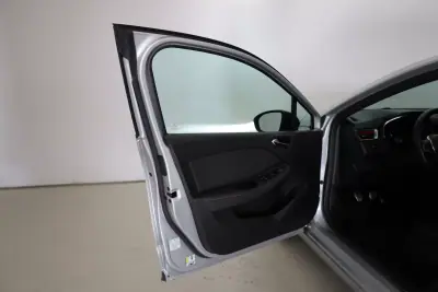 Renault Clio 2023 - 15950 EUR, 52147 km - AUTO.MOTO.pt - 52147km - foto 17 de 45