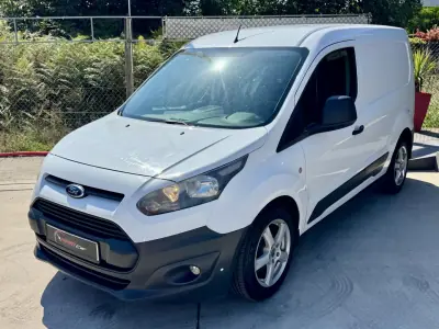 Ford Tourneo Connect 2015 - 7999 EUR, 170000 km - 170000km - foto 4 de 13