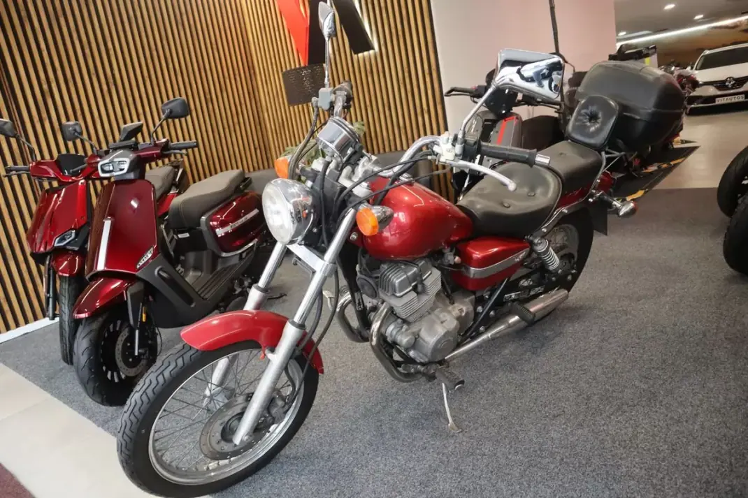 Honda CMX 1997 - 1500 EUR, 24646 km - AUTO.MOTO.pt - 24646km - foto 1 de 7