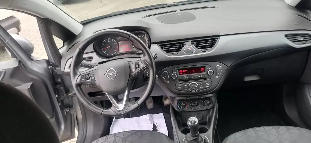 Opel Corsa 2019 - 10900 EUR, 80374 km - AUTO.MOTO.pt - 80374km - foto 10 de 10