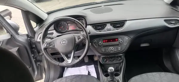 Opel Corsa 2019 - 10900 EUR, 80374 km - AUTO.MOTO.pt - 80374km - foto 10 de 10