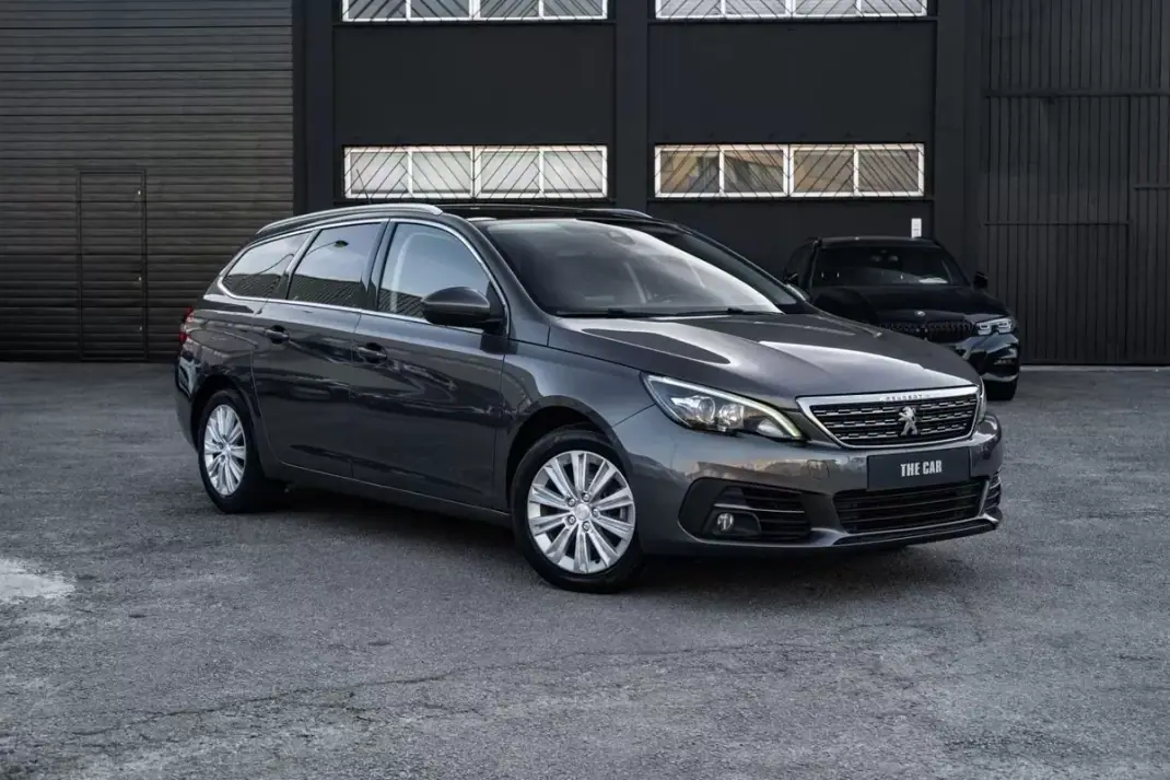 Peugeot 308 SW 2018 - 11999 EUR, 206516 km - AUTO.MOTO.pt - 206516km - foto 1 de 30
