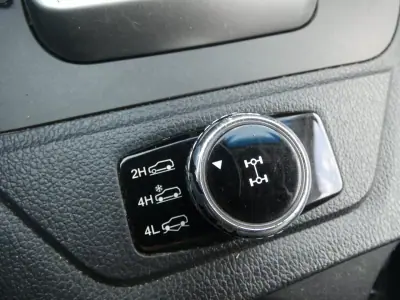 SsangYong Musso 2018 - 27500 EUR, 132000 km - AUTO.MOTO.pt - 132000km - foto 35 de 50