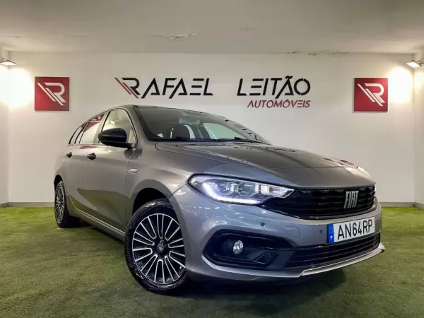 Fiat Tipo Station Wagon 2022 - 13950 EUR, 79000 km - AUTO.MOTO.pt - 79000km - foto 4 de 30