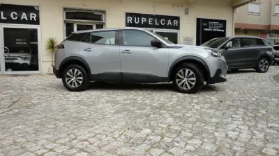 Peugeot e-2008 2023 - 18500 EUR, 81638 km - AUTO.MOTO.pt - 81638km - foto 4 de 20