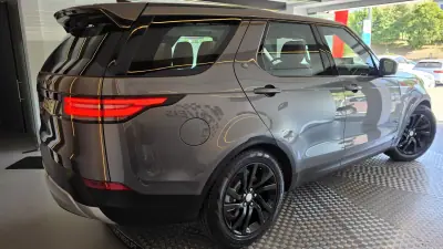 Land Rover Discovery 2017 - 34500 EUR, 161481 km - 161481km - foto 21 de 74