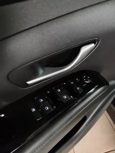 Hyundai Tucson 2023 - 27350 EUR, 19200 km - AUTO.MOTO.pt - 19200km - foto 23 de 40