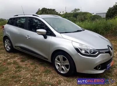 Renault Clio Sport Tourer 2017 - 10950 EUR, 89416 km - AUTO.MOTO.pt - 89416km - foto 3 de 17