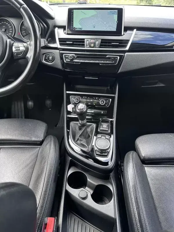 BMW 218 Active Tourer 2014 - 13900 EUR, 150000 km - AUTO.MOTO.pt - 150000km - foto 57 de 60