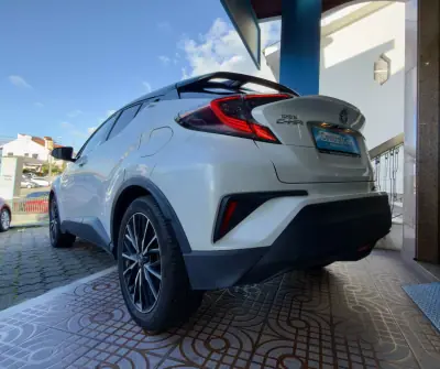 Toyota C-HR 2019 - 23950 EUR, 95000 km - AUTO.MOTO.pt - 95000km - foto 8 de 27