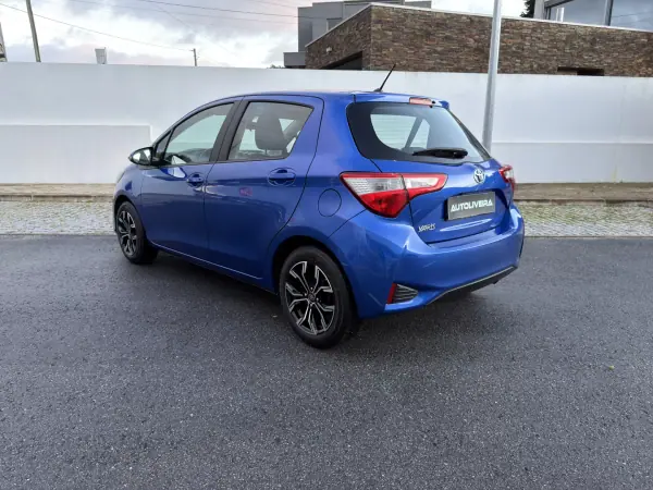 Toyota Yaris 2019 - 14200 EUR, 46977 km - AUTO.MOTO.pt - 46977km - foto 5 de 20