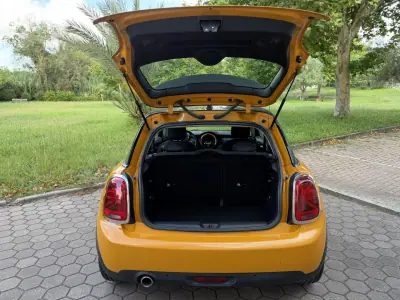 MINI 3 Portas 2016 - 12965 EUR, 150000 km - AUTO.MOTO.pt - 150000km - foto 36 de 41