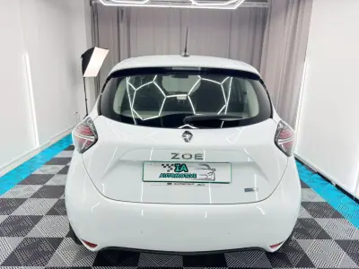 Renault Zoe 2020 - 16750 EUR, 11800 km - AUTO.MOTO.pt - 11800km - foto 7 de 25