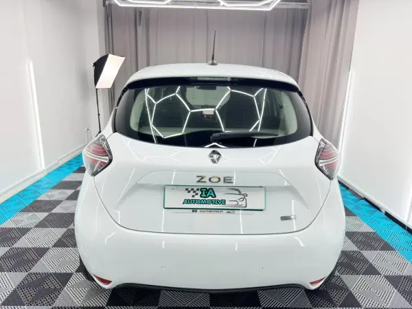 Renault Zoe 2020 - 16750 EUR, 11800 km - AUTO.MOTO.pt - 11800km - foto 7 de 25