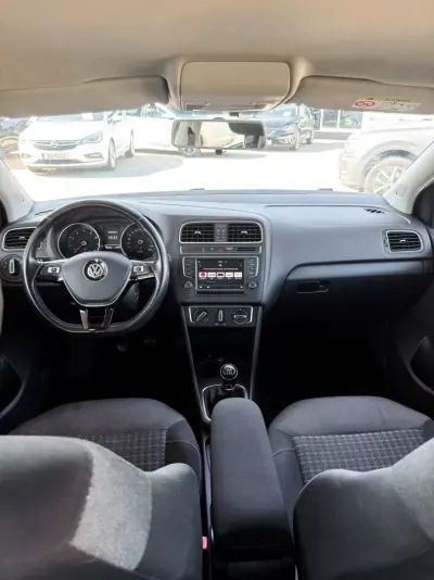 Volkswagen Polo 2016 - 9500 EUR, 131632 km - 131632km - foto 22 de 23