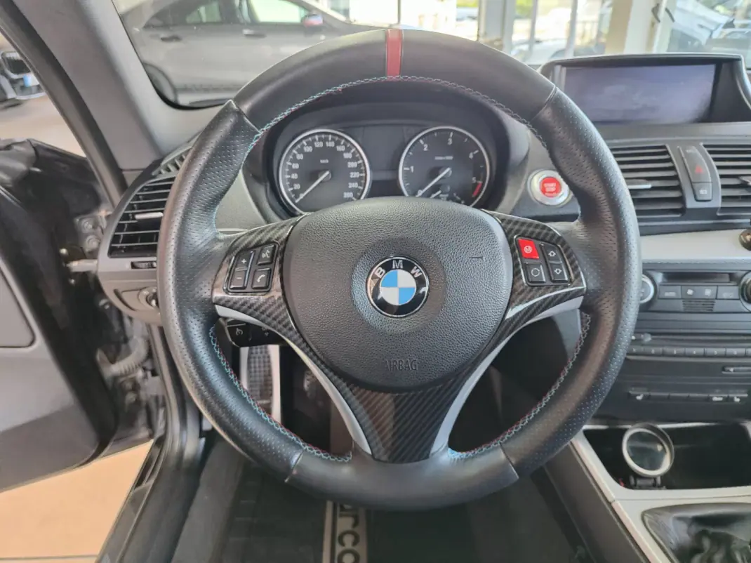 BMW 123 2014 - 12250 EUR, 247000 km - 247000km - foto 26 de 34