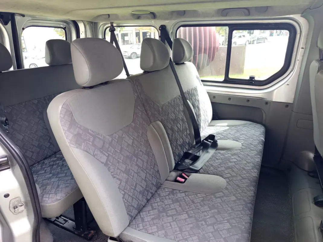 Opel Vivaro 2003 - 6990 EUR, 279959 km - 279959km - foto 7 de 11