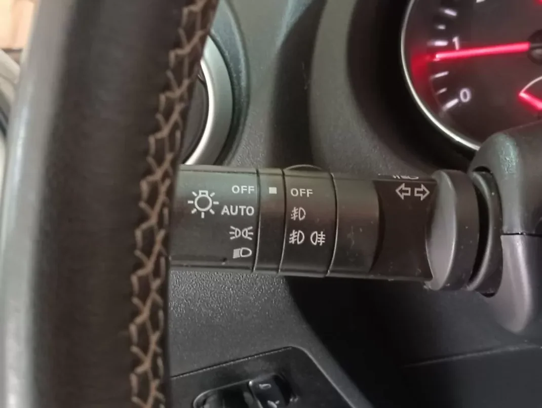 Nissan Qashqai 2012 - 11900 EUR, 226000 km - AUTO.MOTO.pt - 226000km - foto 11 de 16