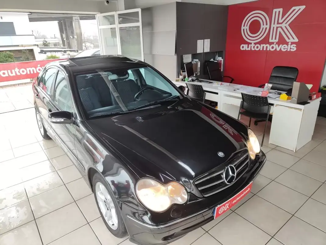Mercedes-Benz C 220 2000 - 5750 EUR, 372700 km - AUTO.MOTO.pt - 372700km - foto 8 de 60