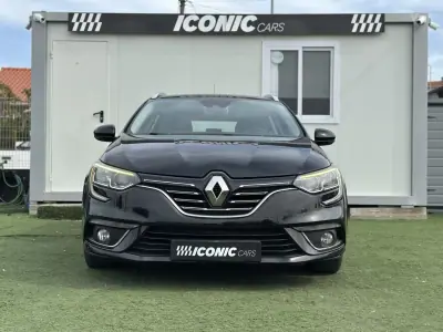 Renault Mégane Sport Tourer 2017 — foto 2 de 47