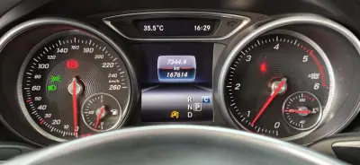 Mercedes-Benz CLA 220 2017 - 22990 EUR, 167000 km - AUTO.MOTO.pt - 167000km - foto 38 de 42