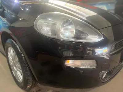 Fiat Punto 2018 - 8500 EUR, 105000 km - AUTO.MOTO.pt - 105000km - foto 19 de 41