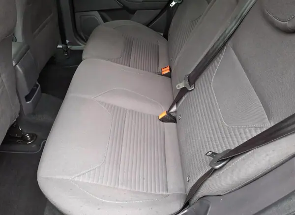 Ford Focus SW 2016 - 8900 EUR, 0 km - AUTO.MOTO.pt - foto 5 de 6