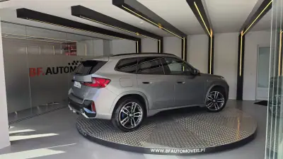 BMW X1 2022 — foto 4 de 64