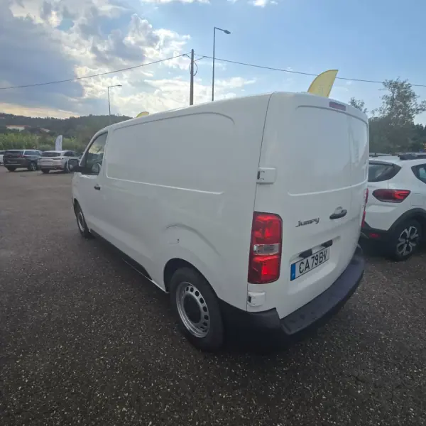 Citroën Jumpy 2020 - 17450 EUR, 147250 km - AUTO.MOTO.pt - 147250km - foto 3 de 11