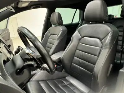 Volkswagen Golf 2013 - 19890 EUR, 186000 km - AUTO.MOTO.pt - 186000km - foto 41 de 44