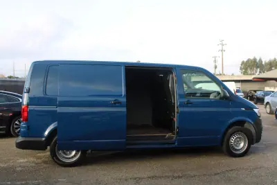 VW Transporter 2.0 TDI Confortline Extra 150Cv 2021 - 22990 EUR, 115000 km - AUTO.MOTO.pt - 115000km - foto 13 de 19