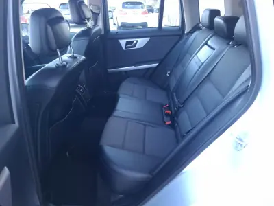 Mercedes-Benz GLK 250 2010 - 17990 EUR, 152529 km - AUTO.MOTO.pt - 152529km - foto 17 de 18
