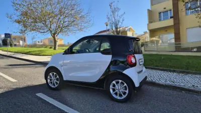 Smart Fortwo Cabrio 2016 - 10980 EUR, 90000 km - AUTO.MOTO.pt - 90000km - foto 7 de 15