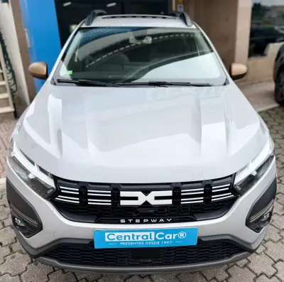 Dacia Sandero 2024 - 16450 EUR, 47000 km - AUTO.MOTO.pt - 47000km - foto 4 de 27
