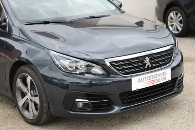 Peugeot 308 SW 2020 - 14990 EUR, 130000 km - AUTO.MOTO.pt - 130000km - foto 7 de 25