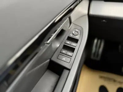 BMW 520 2024 - 52450 EUR, 45000 km - AUTO.MOTO.pt - 45000km - foto 17 de 27