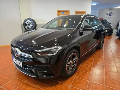 Mercedes-Benz GLA 250 2021 - 34480 EUR, 96779 km - AUTO.MOTO.pt - 96779km - foto 2 de 51