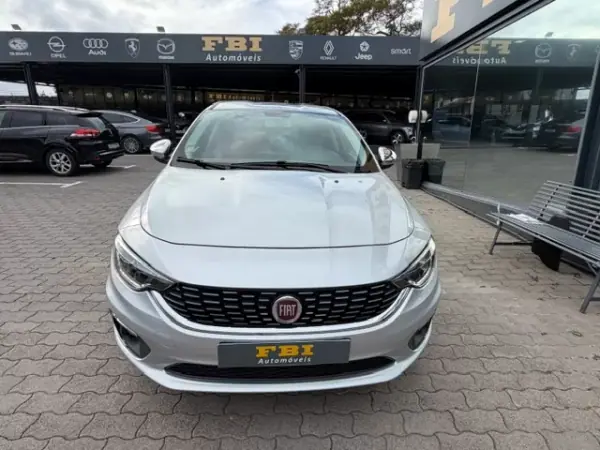 Fiat Tipo Station Wagon 2020 - 14900 EUR, 55800 km - AUTO.MOTO.pt - 55800km - foto 5 de 12