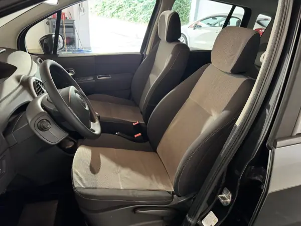 Renault Modus 2009 - 5900 EUR, 164416 km - AUTO.MOTO.pt - 164416km - foto 19 de 22