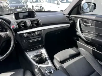 BMW 120 2010 - 9900 EUR, 240000 km - AUTO.MOTO.pt - 240000km - foto 24 de 45