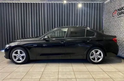 BMW 318 2017 - 17900 EUR, 215000 km - AUTO.MOTO.pt - 215000km - foto 3 de 12