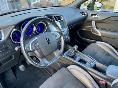 DS DS4 Crossback 2017 - 14990 EUR, 80949 km - AUTO.MOTO.pt - 80949km - foto 9 de 18