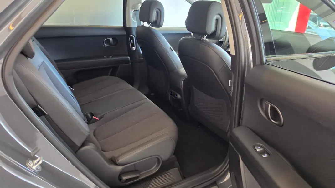 Hyundai Ioniq 5 2025 - 42900 EUR, 18996 km - 18996km - foto 57 de 62